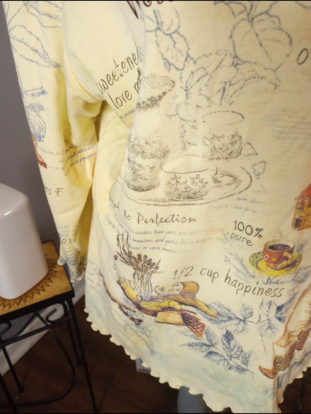 Cactus Pale Yellow Long Sleeve V-Neck Tee with Botanical Print - Picture 9 of 11